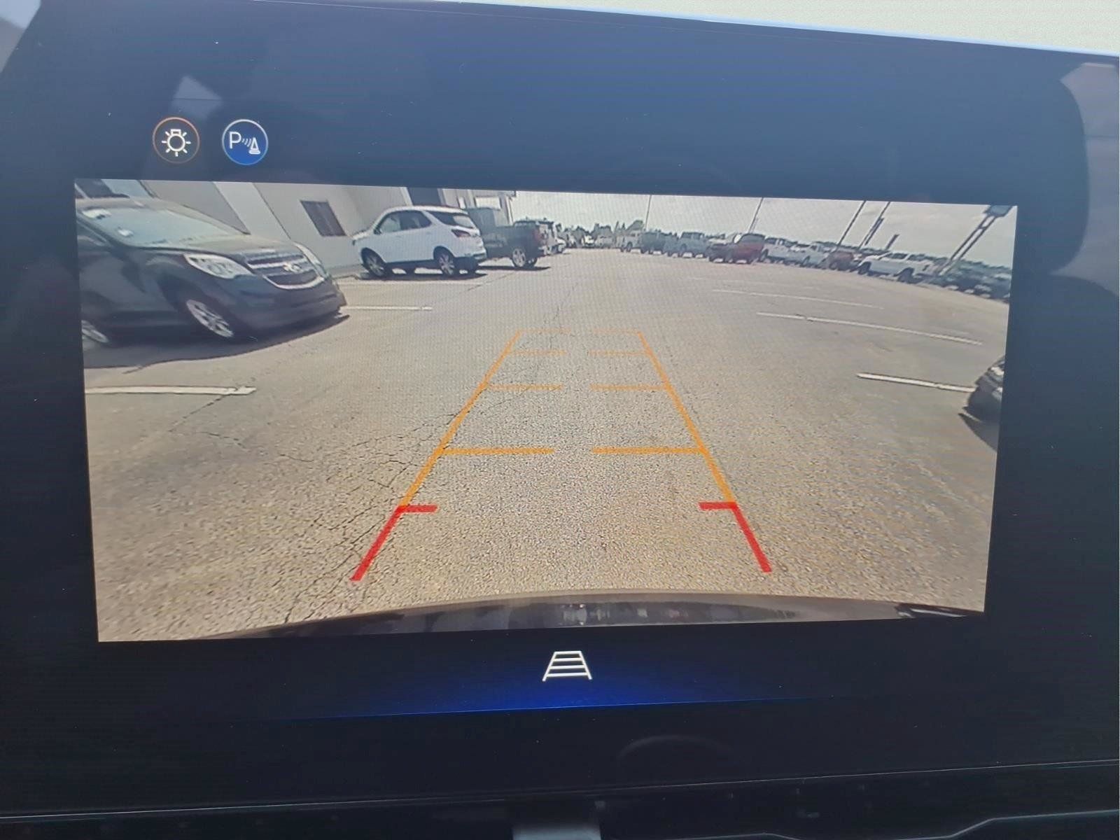 Used 2026 Chevrolet Equinox LT AWD/4WD image 25