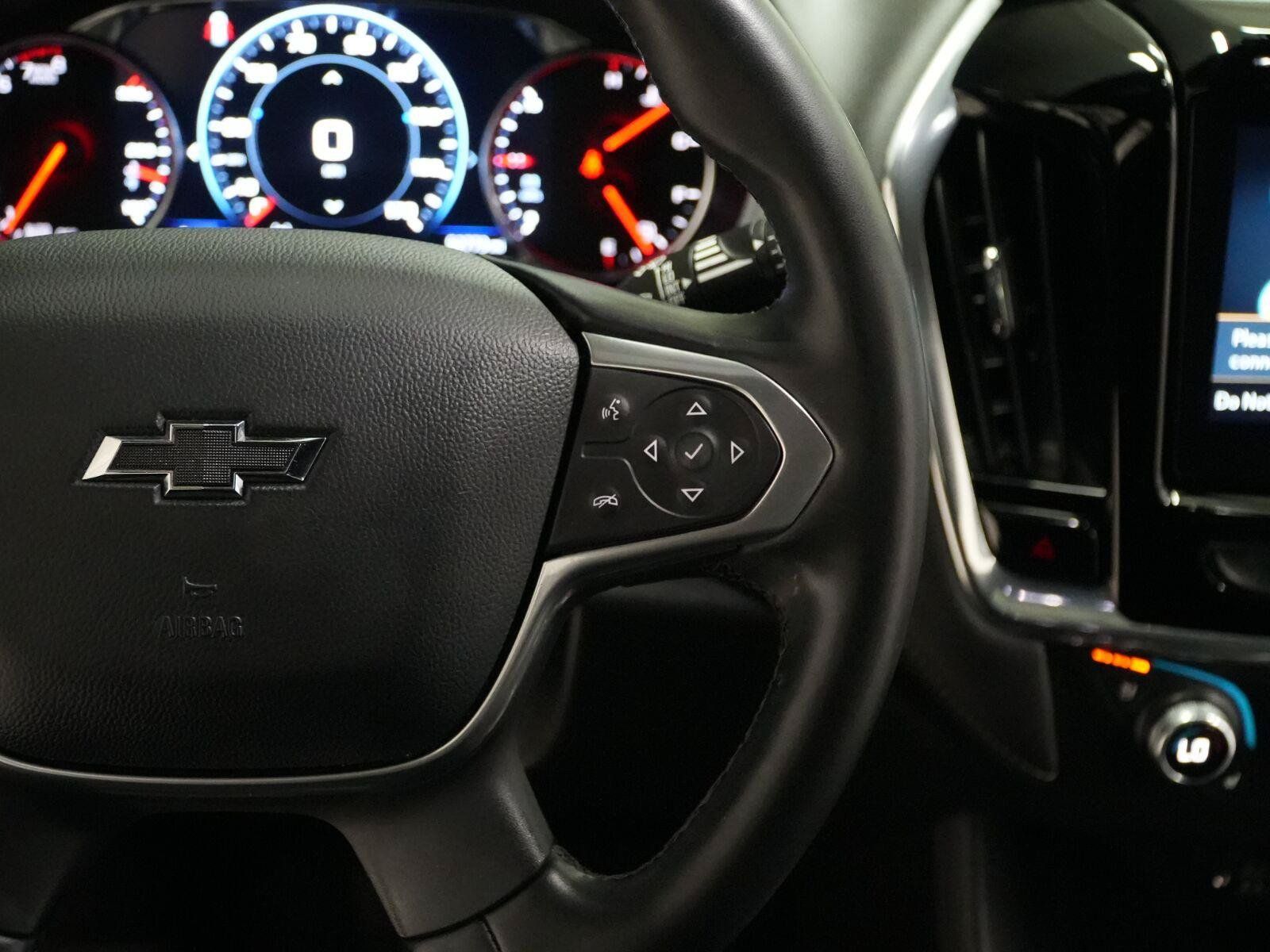 Used 2023 Chevrolet Traverse Premier w/ Redline Edition FWD image 25