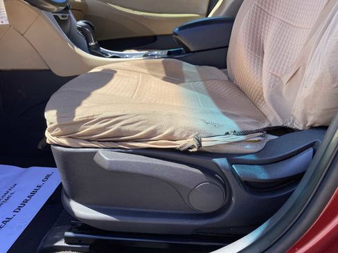 Used 2011 Hyundai Sonata GLS FWD image 11