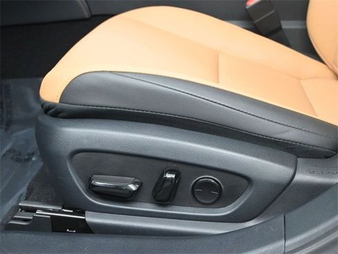 Certified 2024 Lexus ES 350 w/ Premium Package image 22