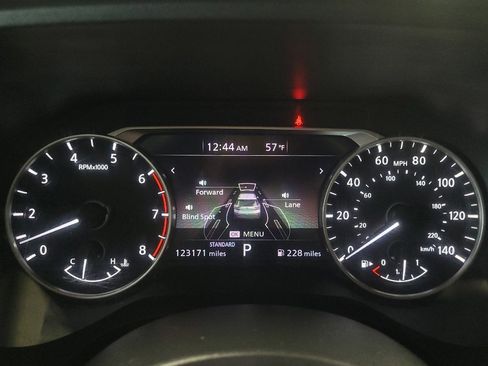 Used 2021 Nissan Rogue S image 23