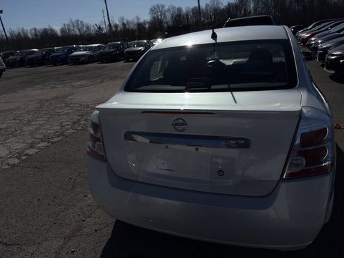 Used 2010 Nissan Sentra 2.0 FWD image 6