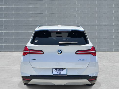Used 2025 BMW X3 xDrive30i w/ Convenience Package AWD/4WD image 4
