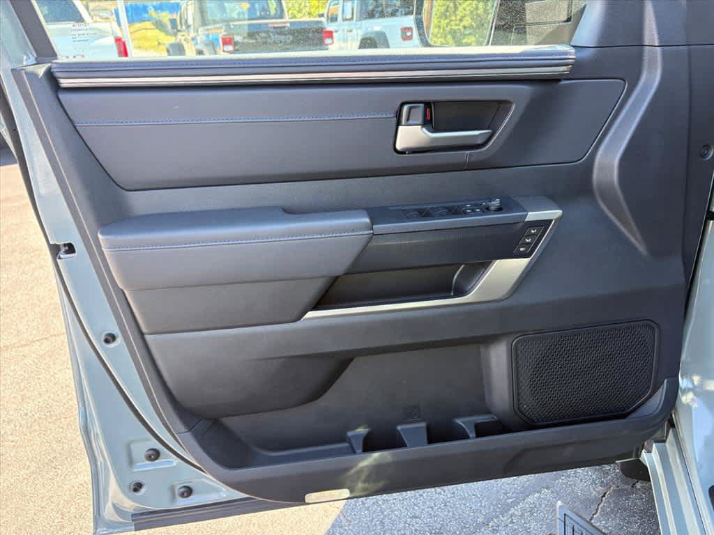 Used 2026 Toyota Sequoia Platinum AWD/4WD image 20
