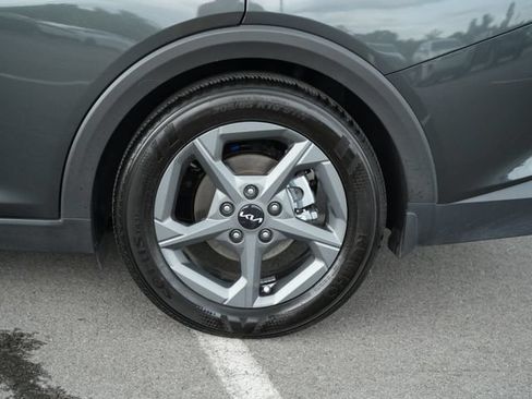 Used 2025 Kia K4 FWD image 46