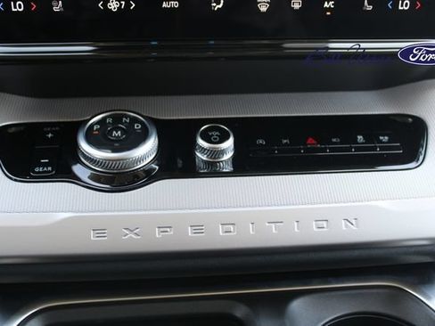 New 2027 Ford Expedition Active RWD image 14