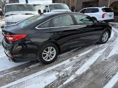 Used 2017 Hyundai Sonata SE w/ Cargo Package image 4