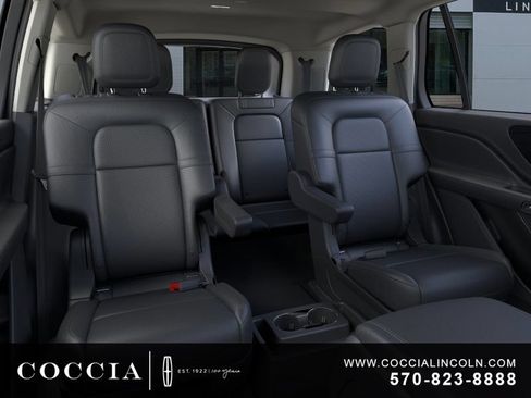 New 2026 Lincoln Aviator AWD image 11