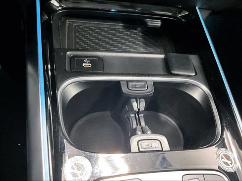 Used 2025 Mercedes-Benz GLA 250 image 25