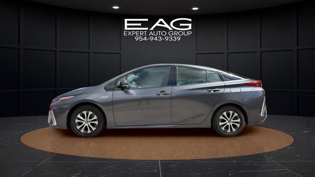 Used 2020 Toyota Prius Prime XLE FWD image 34