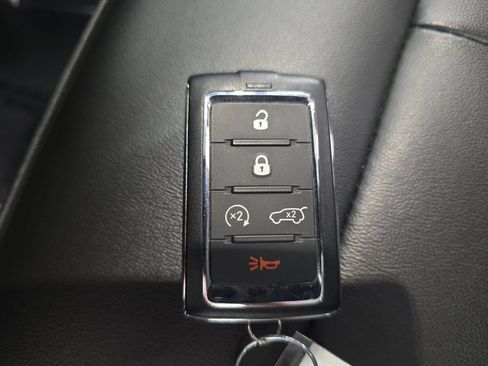 Used 2023 Jeep Grand Cherokee L Limited AWD/4WD image 36