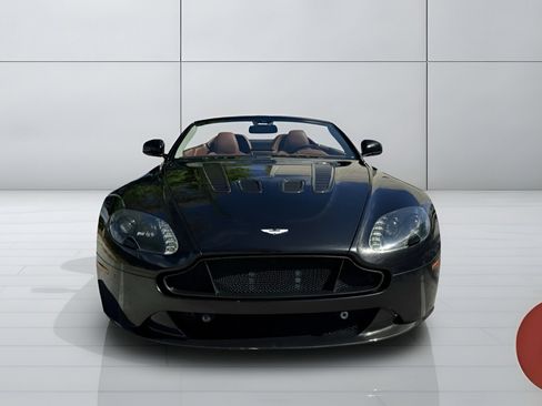 Used 2017 Aston Martin V12 Vantage S image 6