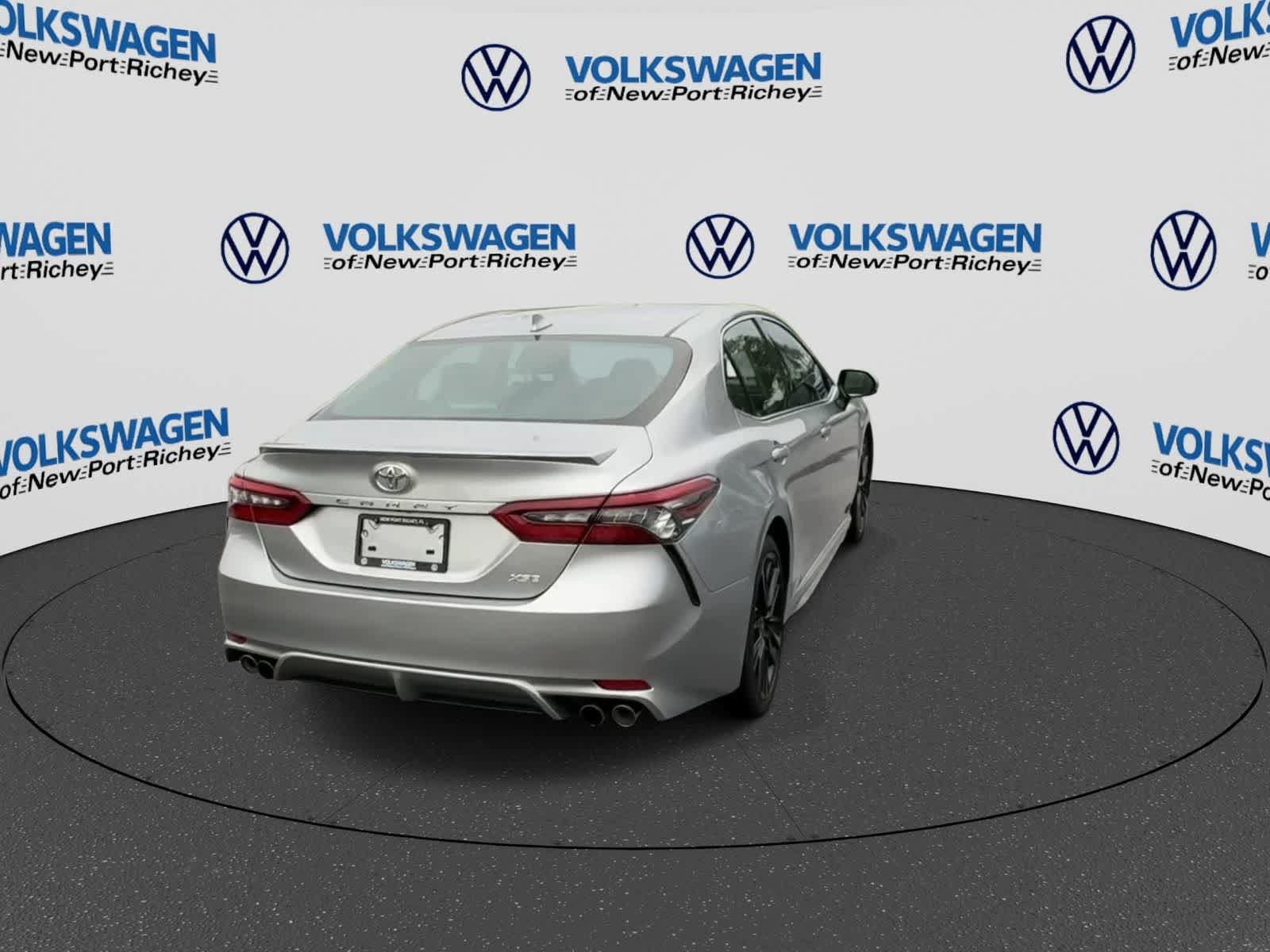 Used 2024 Toyota Camry XSE FWD image 7
