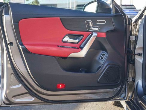 Used 2021 Mercedes-Benz CLA 35 AMG 4MATIC image 22