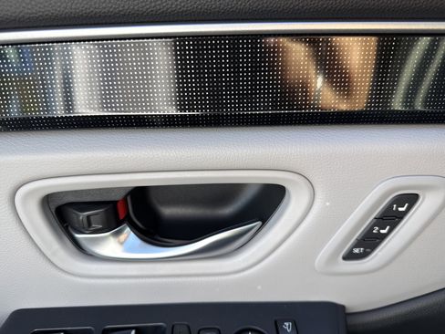 Certified 2024 Honda Pilot Elite image 17