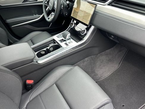New 2024 Jaguar XF R-Dynamic SE AWD/4WD image 26
