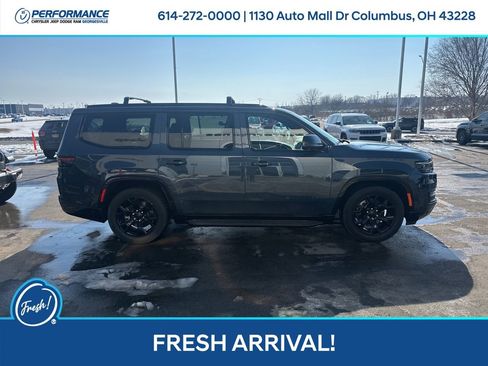 Used 2023 Jeep Wagoneer Series II w/ Convenience Group I image 3