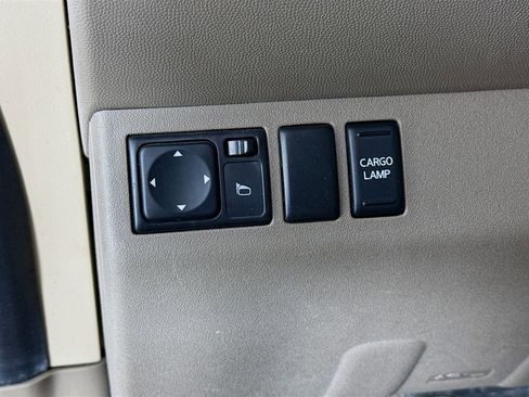 Used 2016 Nissan Frontier SV image 10