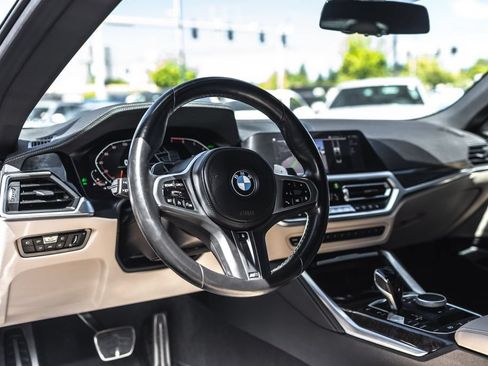 Used 2023 BMW 430i xDrive Convertible w/ M Sport Package AWD/4WD image 11