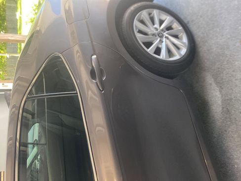 Certified 2022 Toyota Camry LE image 1