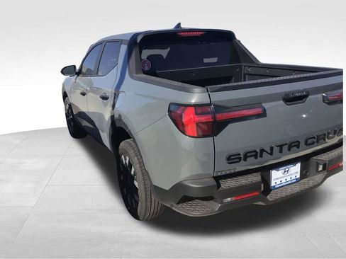 New 2026 Hyundai Santa Cruz SE FWD image 5