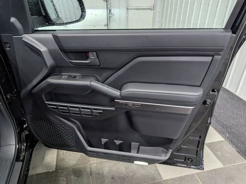 Used 2025 Toyota 4Runner TRD Sport AWD/4WD image 27