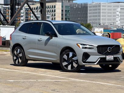 Certified 2024 Volvo XC60 T8 Plus w/ Protection Package Premier