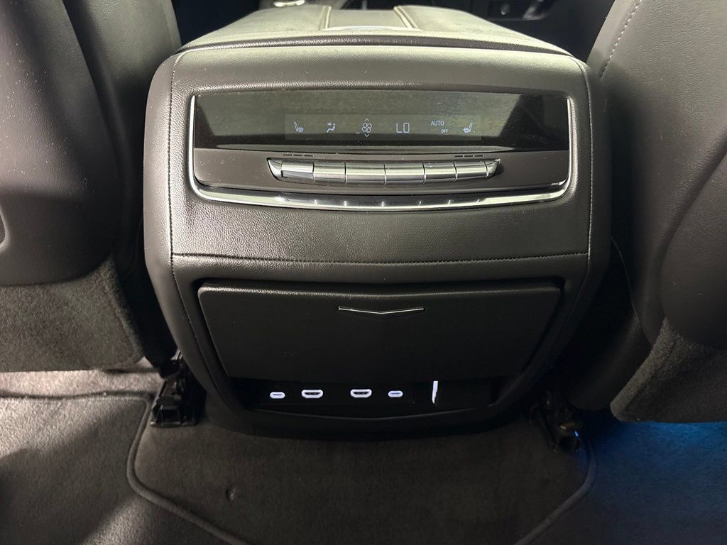 Used 2023 Cadillac Escalade Sport AWD/4WD image 48