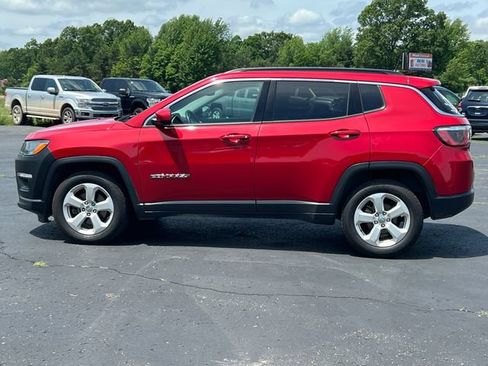 Used 2018 Jeep Compass Latitude w/ Popular Equipment Group AWD/4WD image 25