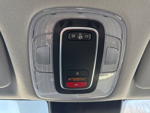 Used 2023 Hyundai Elantra SEL image 24