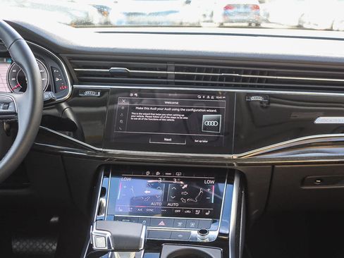 Used 2025 Audi Q7 Premium Plus w/ Premium Plus Package image 13