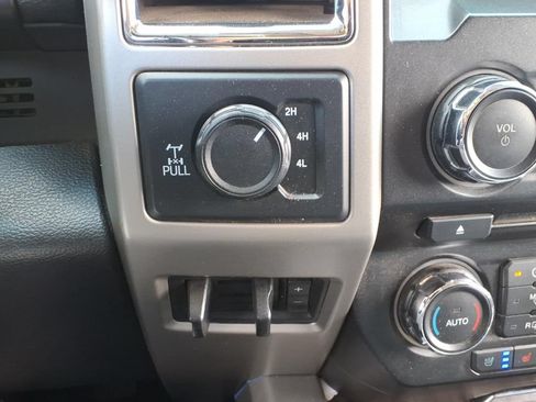 Used 2018 Ford F250 Lariat w/ Lariat Value Package AWD/4WD image 20