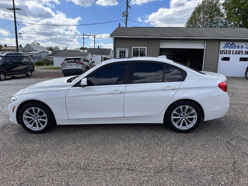 Used 2018 BMW 320i Sedan RWD image 7