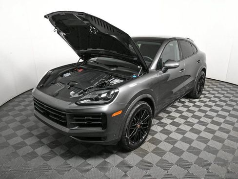 Certified 2026 Porsche Cayenne Coupe AWD/4WD image 34