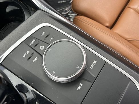 Used 2021 BMW 430i Coupe w/ Convenience Package RWD image 30