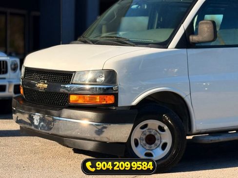 Used 2019 Chevrolet Express 2500 w/ Driver Convenience Package RWD image 2