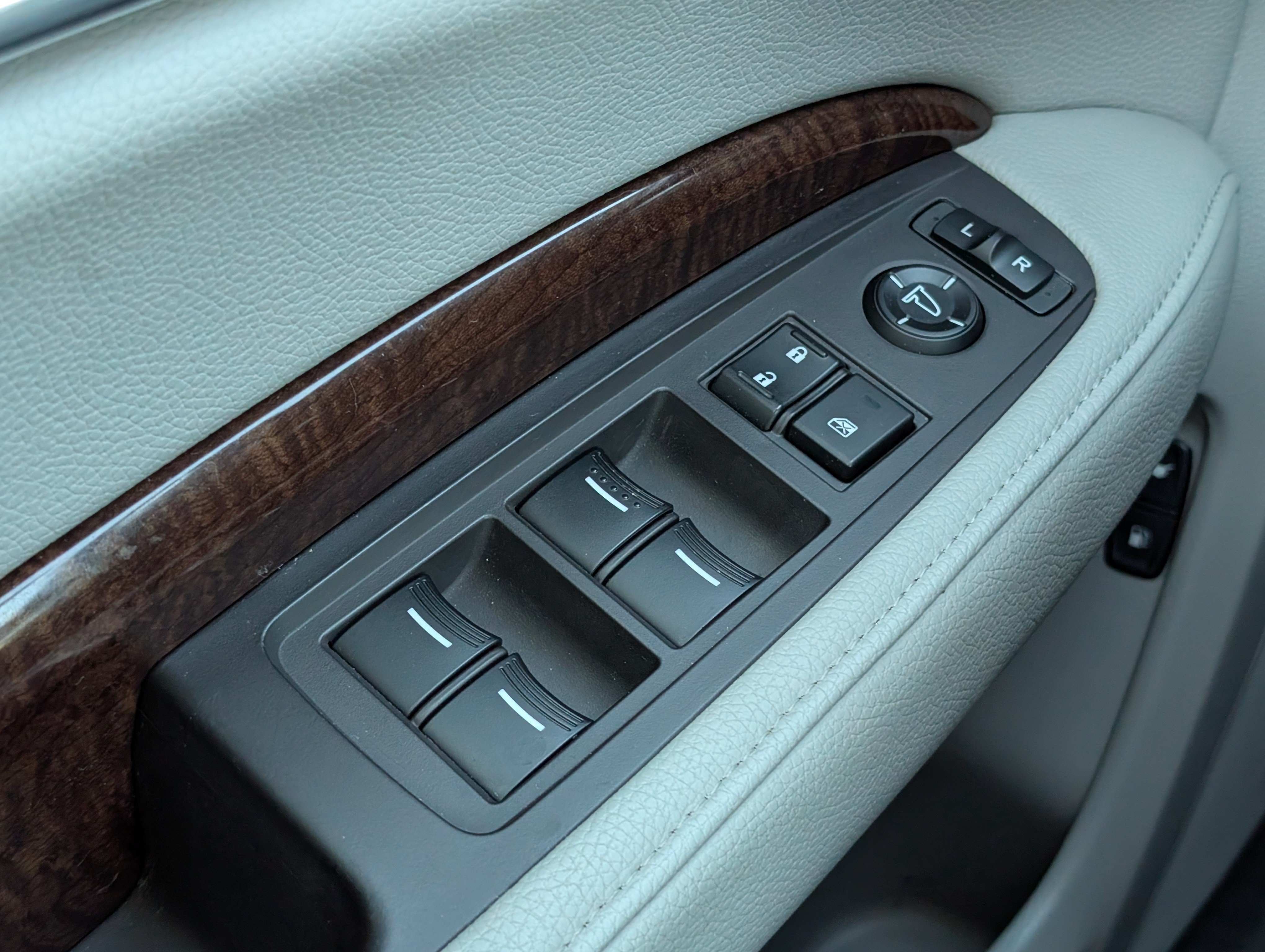 Certified 2019 Acura MDX FWD image 25