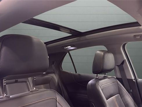 Used 2023 Chevrolet Equinox Premier image 37