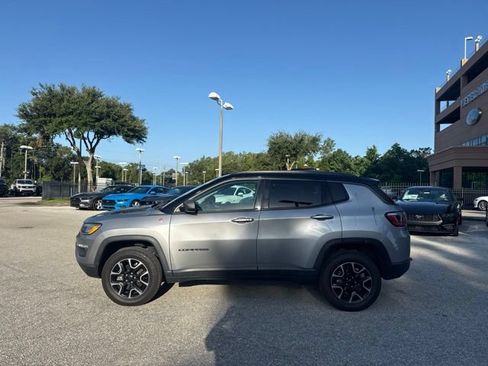 Used 2019 Jeep Compass Trailhawk AWD/4WD image 2