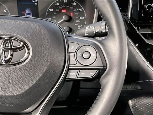 Used 2025 Toyota Corolla SE FWD image 24