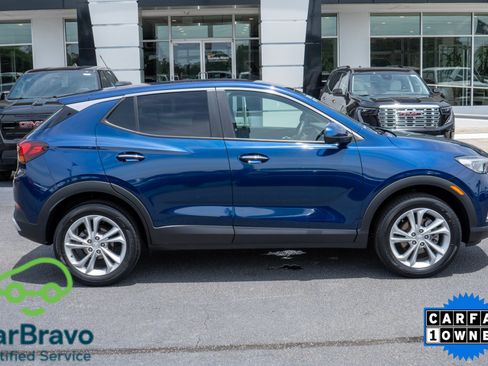 Used 2023 Buick Encore GX Preferred w/ Cold Weather Comfort Package AWD/4WD image 2