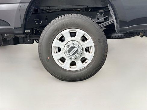 Used 2023 Ford F350 XLT w/ 360-Degree Camera Package AWD/4WD image 13