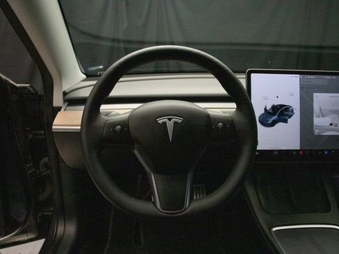 Used 2021 Tesla Model 3 Performance image 22