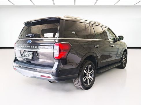 Used 2024 Ford Expedition Limited AWD/4WD image 4