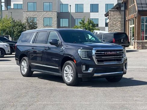 Used 2024 GMC Yukon XL SLT AWD/4WD image 1
