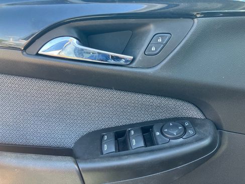 Used 2024 Chevrolet TrailBlazer LT w/ Convenience Package image 36