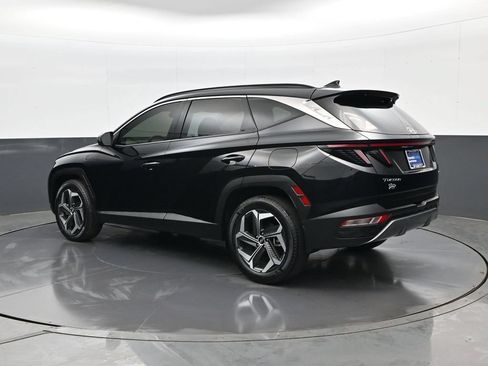 Certified 2024 Hyundai Tucson Limited AWD/4WD image 8