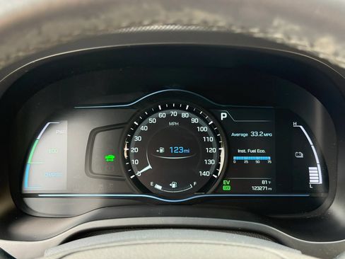 Used 2018 Hyundai Ioniq SEL w/ SEL Tech Package 02 FWD image 16