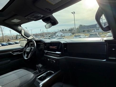 Used 2025 GMC Sierra 1500 Elevation w/ Elevation Premium Package image 27