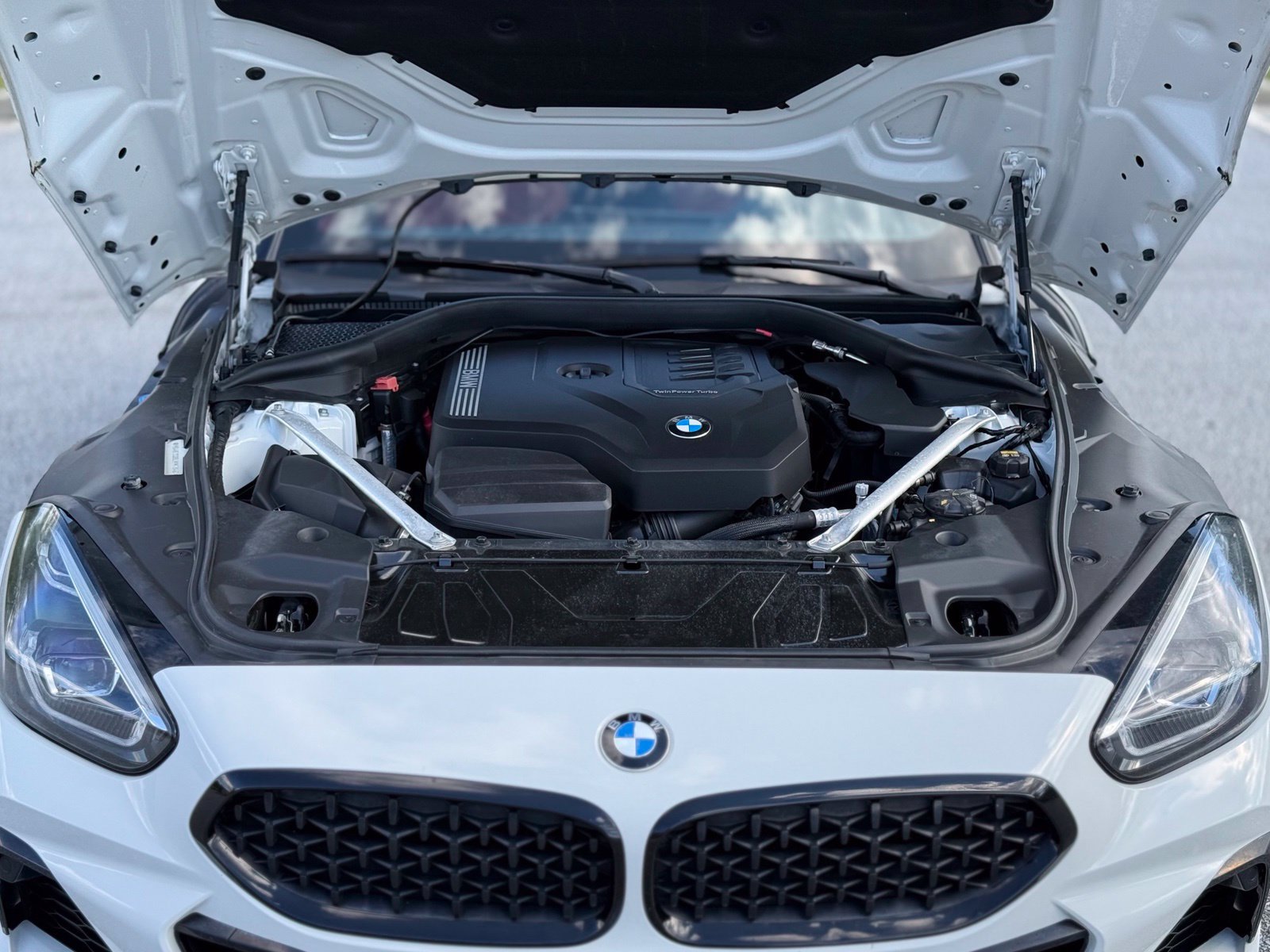 Used 2020 BMW Z4 sDrive30i w/ Premium Package RWD image 40